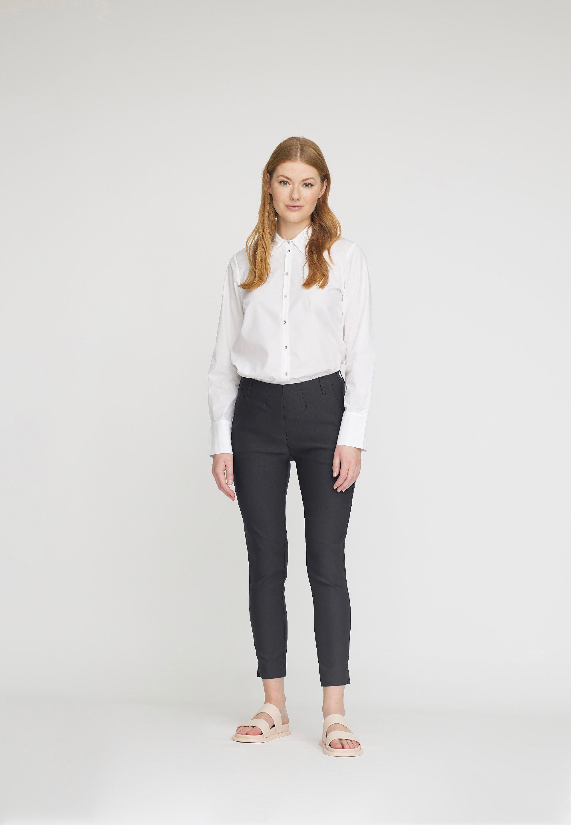 LAURIE Elizabeth Slim Crop Trousers SLIM 99000 Black