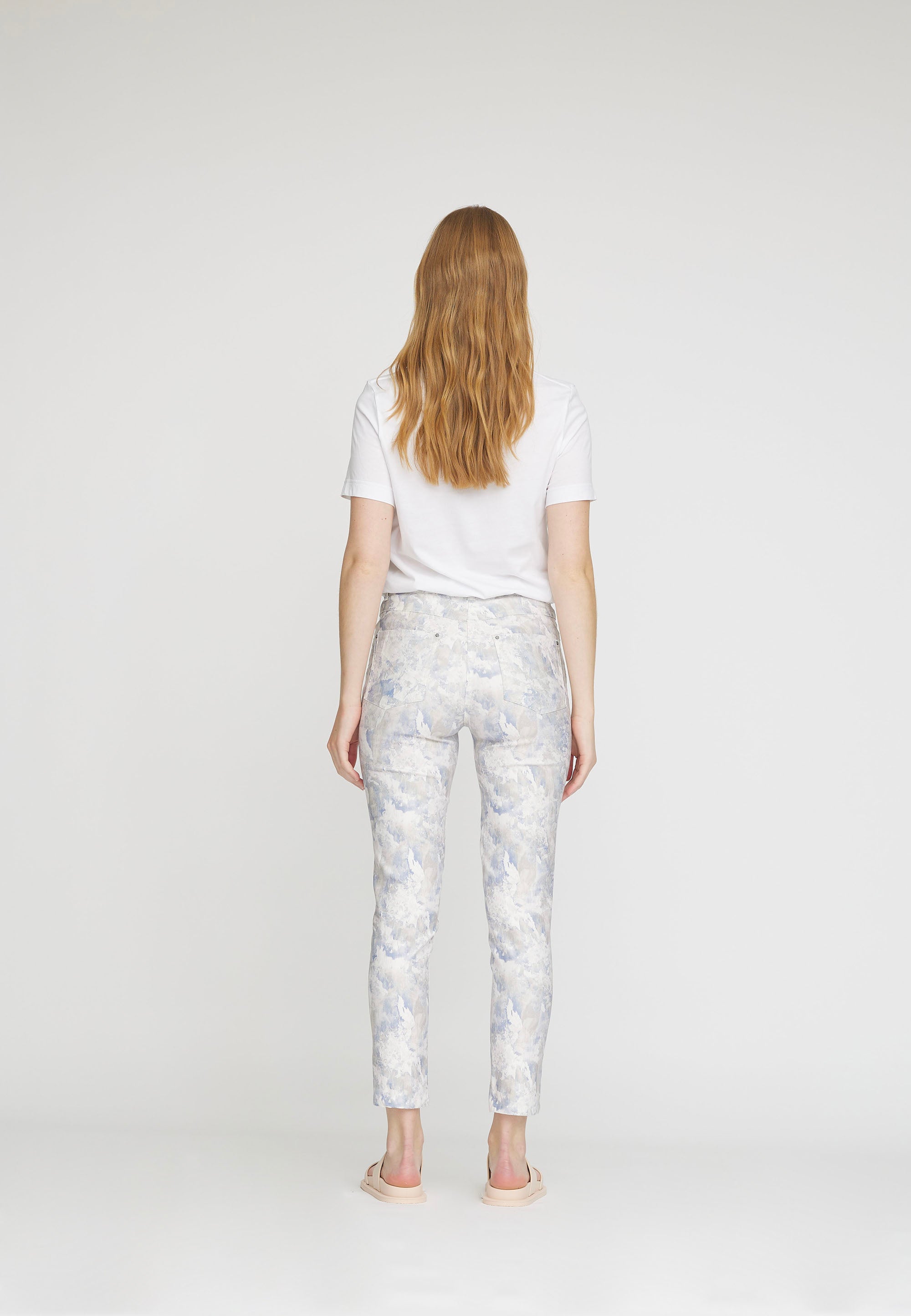 LAURIE  Faith Slim - Extra Short Length Trousers SLIM 43001 Faded Blue Print