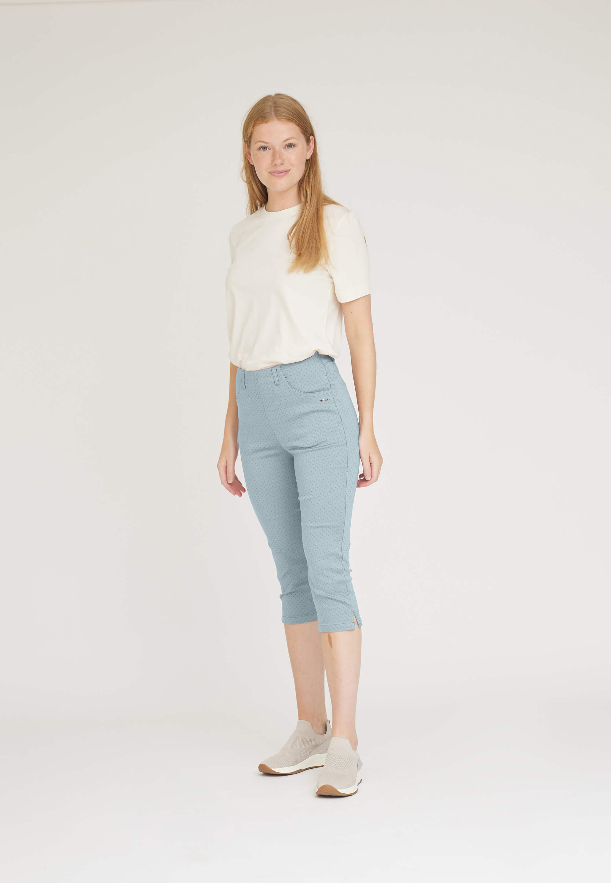 LAURIE Grace - Capri SL Trousers SLIM 43005 Faded Blue Print